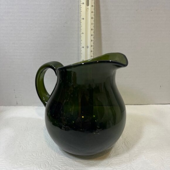 VTG Olive Green Glass Cottage Water Dinner Pitcher Jug 6" Tall/6.75"Wide - Picture 7 of 10